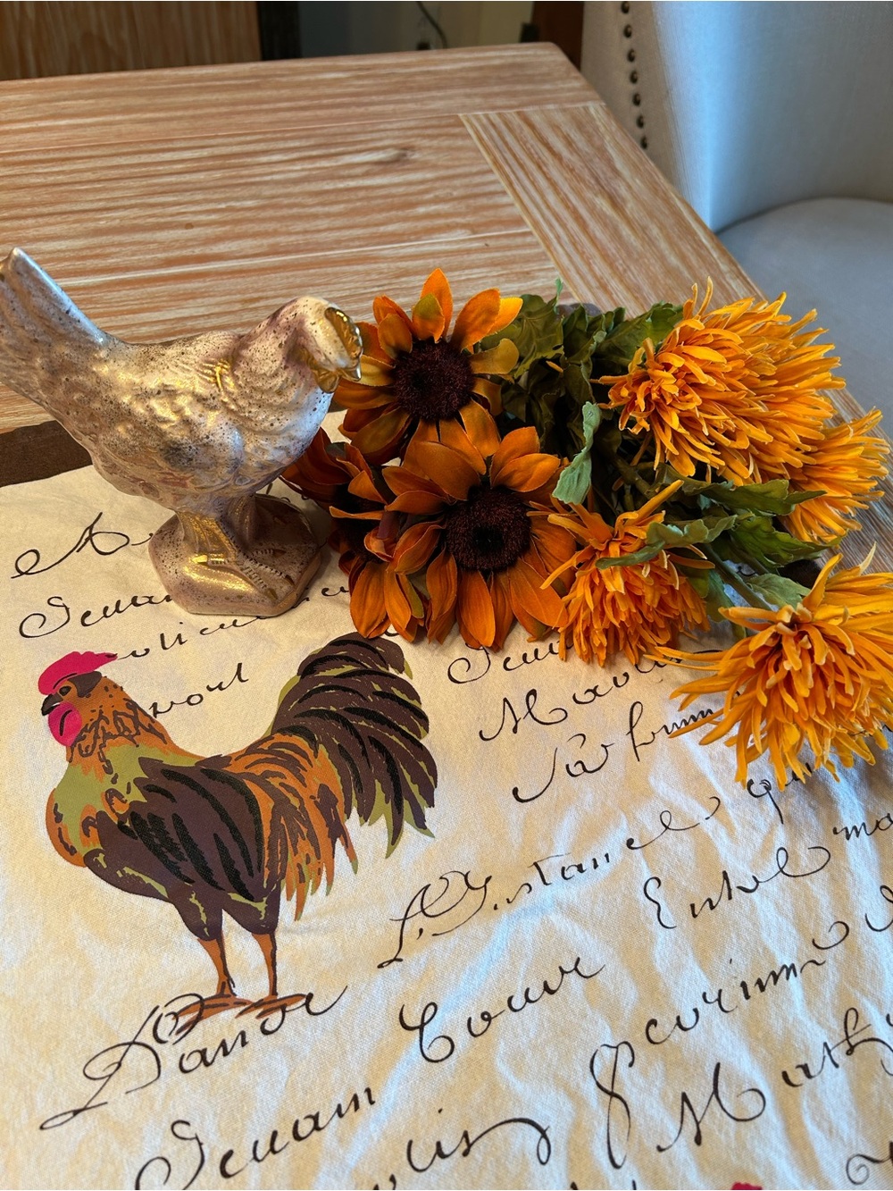 Decorative Orange Sunflower Bouquet and Rooster Table Runner Set